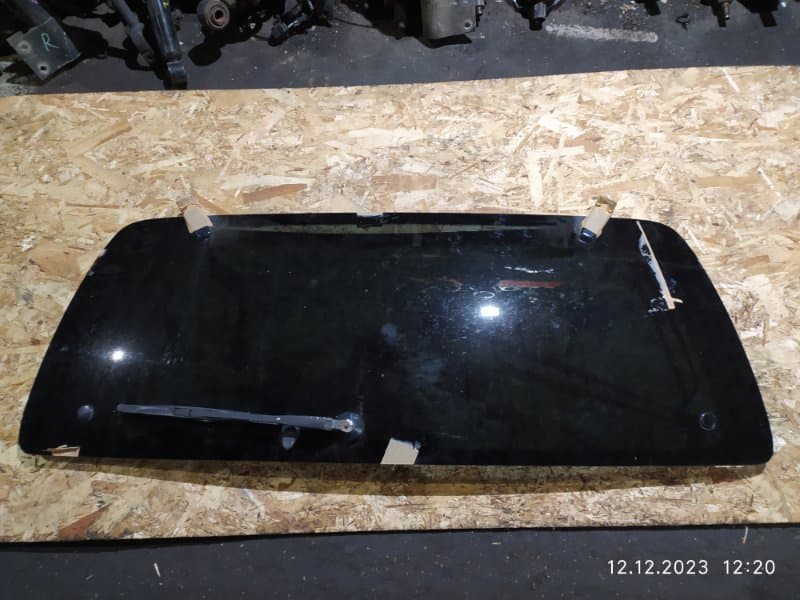 Стекло крышки багажника Ford Escape ZD AJ30 2008 задн. (б/у)