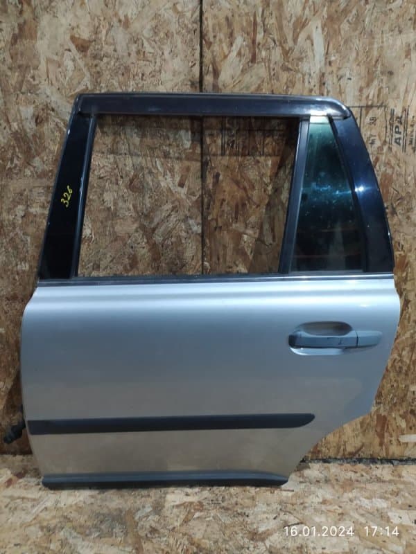 Дверь Volvo XC90 C B5254T2 2006 задн. лев. (б/у)