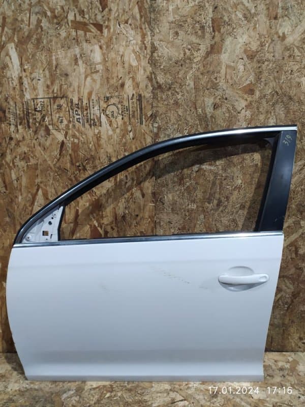 Дверь Volkswagen Jetta 1K2 BLG 2007 перед. лев. (б/у)