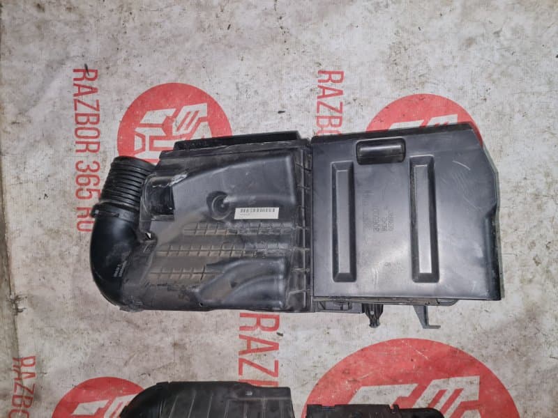Корпус воздушного фильтра Volvo s40 СЕДАН B5254T3 2005 (б/у)