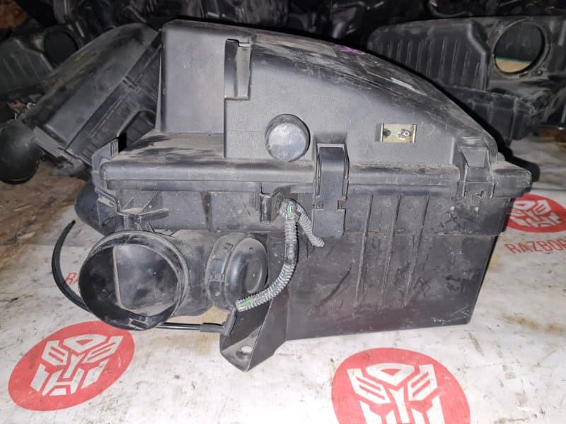 Корпус воздушного фильтра Volvo S80 AS B6284T 2002 (б/у)