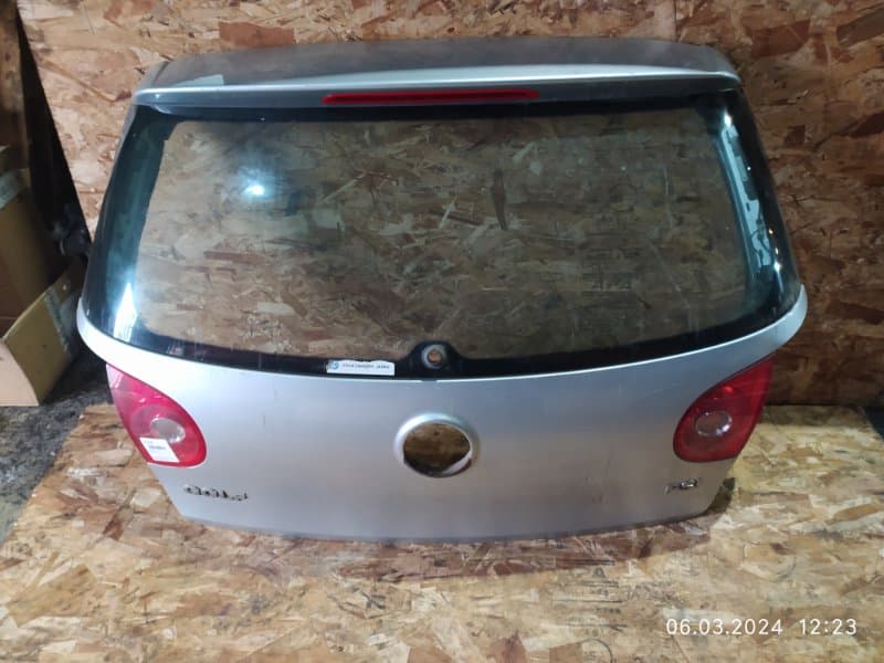 Крышка багажника Volkswagen Golf 5 1K BSE 2006 (б/у)