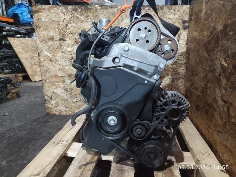 ДВИГАТЕЛЬ CGG 1.4 Volkswagen Polo 6R1 CGG 2012 (б/у)