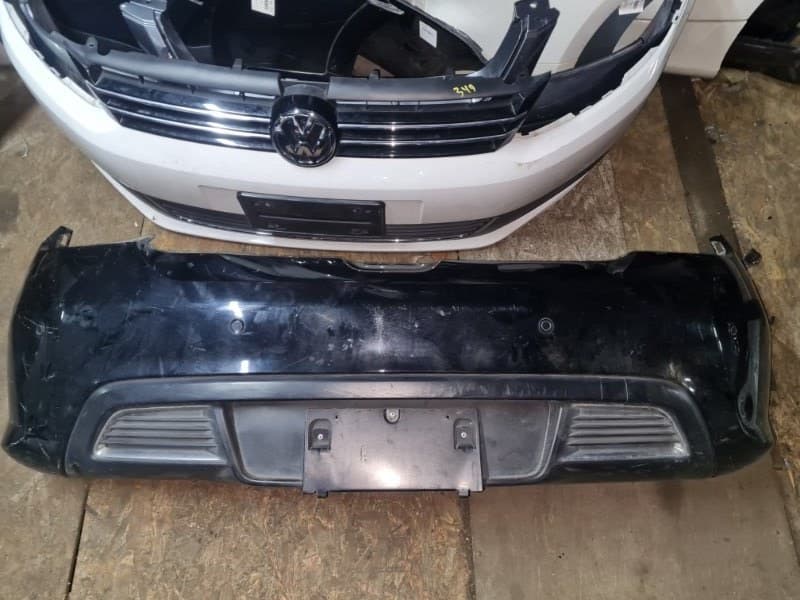 Бампер Peugeot 308 4C 1.6T EP6CDT 5FV 2012 задн. (б/у)