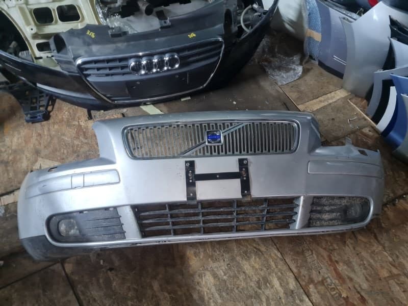 Бампер Volvo V50 MW B5254T3 2007 перед. (б/у)