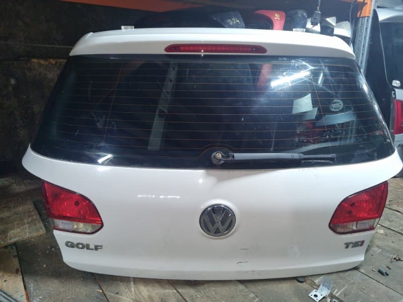 Крышка багажника Volkswagen Golf 5K1 CAX 2010 (б/у)