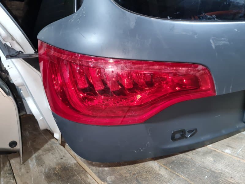Фонарь Audi Q7 4L BAR 2011 задн. лев. (б/у)