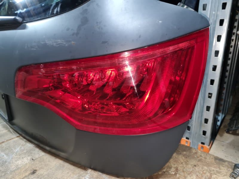 Фонарь Audi Q7 4L BAR 2011 задн. прав. (б/у)