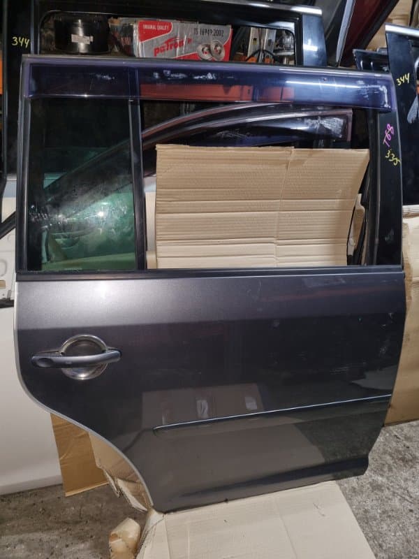 Дверь Volkswagen Touran 1T1 BLF 2004 задн. прав. (б/у)