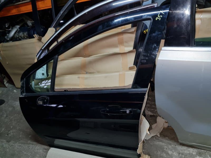 Дверь Peugeot 308 4C 1.6T EP6CDT 5FV 2012 перед. лев. (б/у)