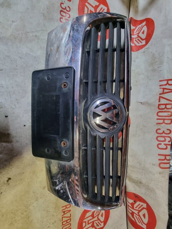 Решетка радиатора Volkswagen Passat 3C5 BWA 2007 (б/у)