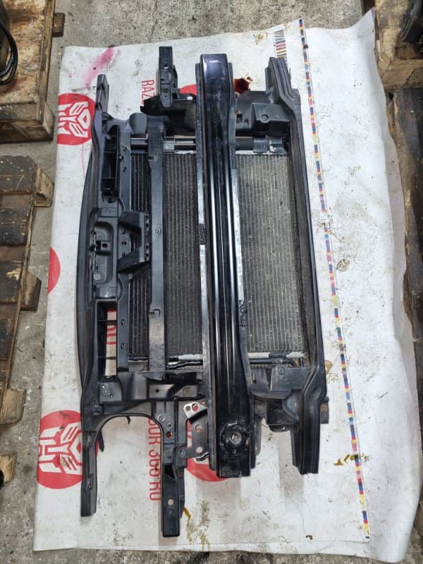 Панель передняя в сборе Volkswagen Touran 1T1 BLF 2004 (б/у)