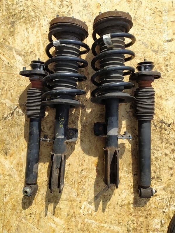 Комплект амортизаторов BMW X5 E53 M54B30 2005 (б/у)