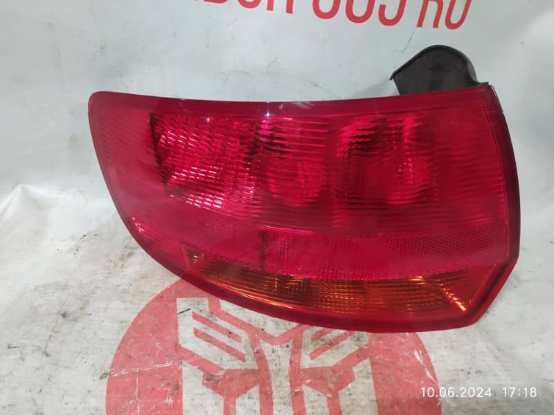 Фонарь Audi A3 8P1 BWA 2006 задн. лев. (б/у)