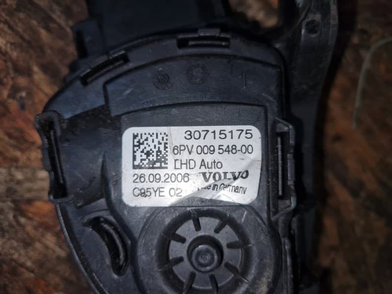 Педаль газа Volvo S60 2006 B5254T 2006 (б/у)