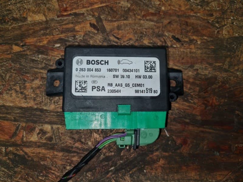 Блок управления парктрониками Peugeot 208 CC HN01 2015 (б/у)