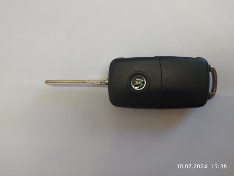 Ключ зажигания Volkswagen Golf 5K1 CAV 2011 (б/у)