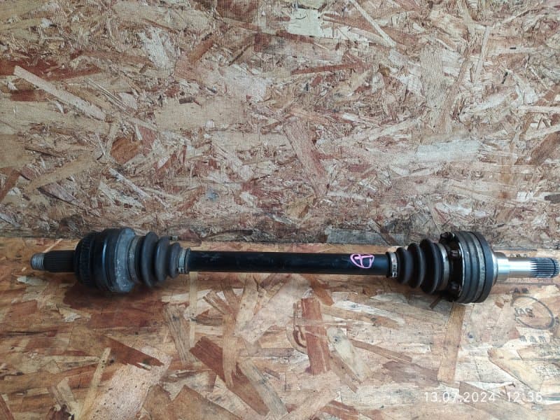 Привод BMW X3 E83 N52B30AF 2008 задн. лев. (б/у)