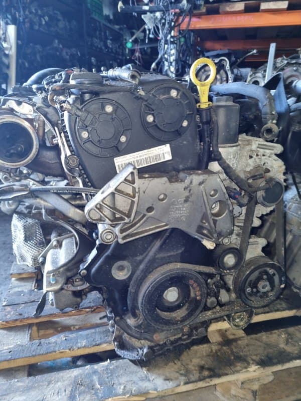 Двигатель Audi A3 8VA CJSB 2014 (б/у)