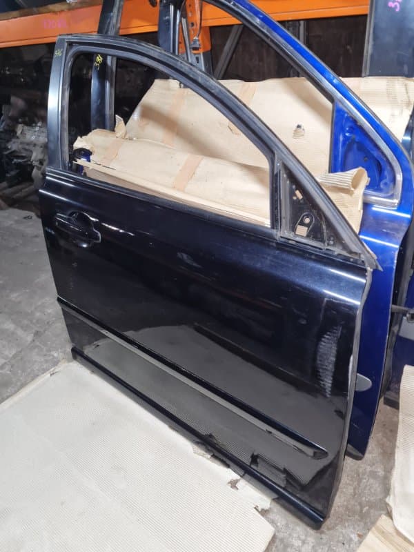 Дверь VOLVO S40 MS B5254T7 2008 перед. прав. (б/у)