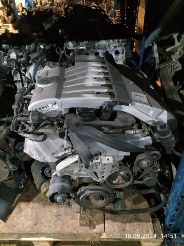 Двигатель AXZ Volkswagen Passat B6 AXZ 2006 (б/у)