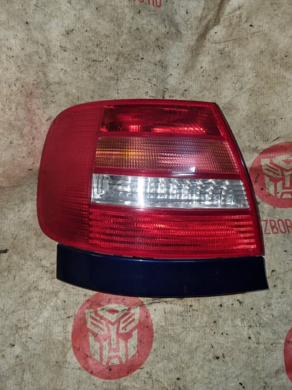 Фонарь Audi A4 8D2 APT 1.8 2000 задн. лев. (б/у)