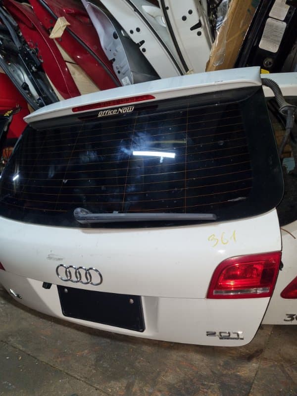 Крышка багажника Audi A3 8P1 CCZ 2009 (б/у)