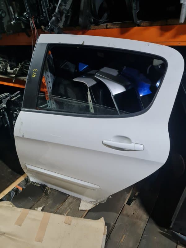 Дверь Peugeot 308 4C EP6CDT EUR 5 5FV 2013 задн. лев. (б/у)