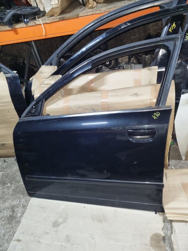 Дверь AUDI A4 8E5 AMB 2003 перед. лев. (б/у)
