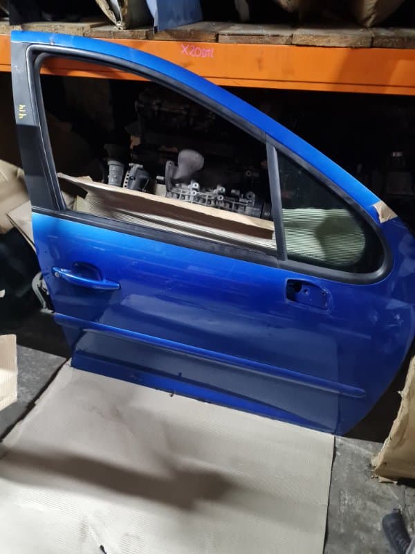 Дверь PEUGEOT 207 WC 5FW EP6 EUR4 1.6 (120 Л.С.) 2007 перед. прав. (б/у)
