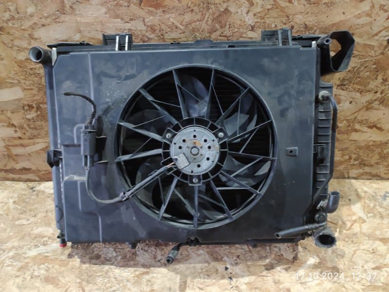 Комплект радиаторов с вентилятором Mercedes-Benz E-Class W210 112.914 ( 2.6 ) 2001 (б/у)