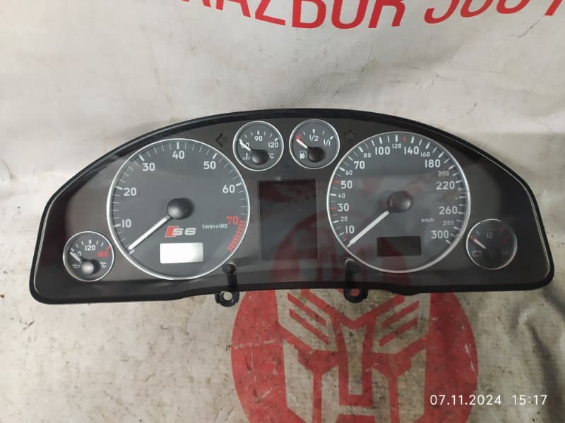 Щиток приборов Audi S6 4B2 ANK 2002 (б/у)