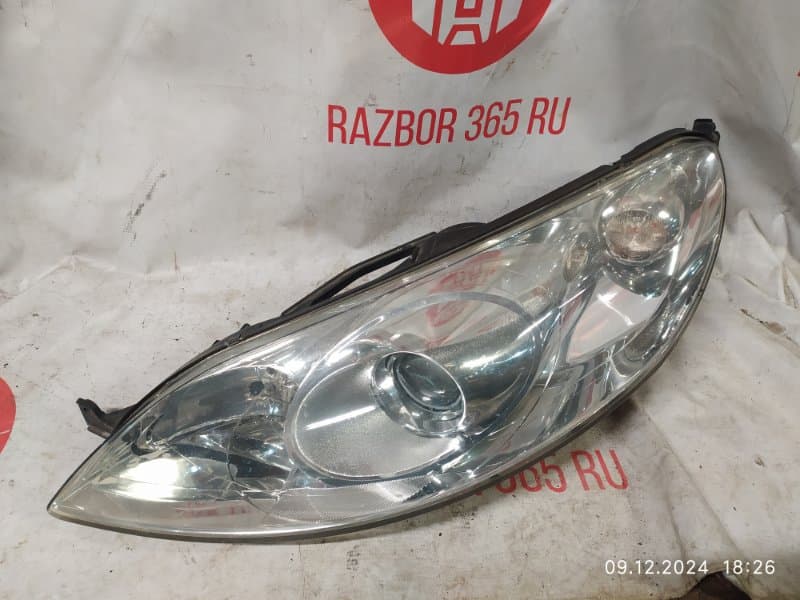 Фара ксенон Peugeot 407 6C 3FZ EW12J4 2005 перед. лев. (б/у)