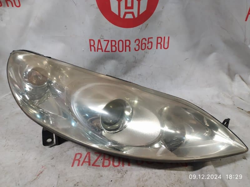 Фара ксенон Peugeot 407 6С 3FZ EW12J4 2005 перед. прав. (б/у)