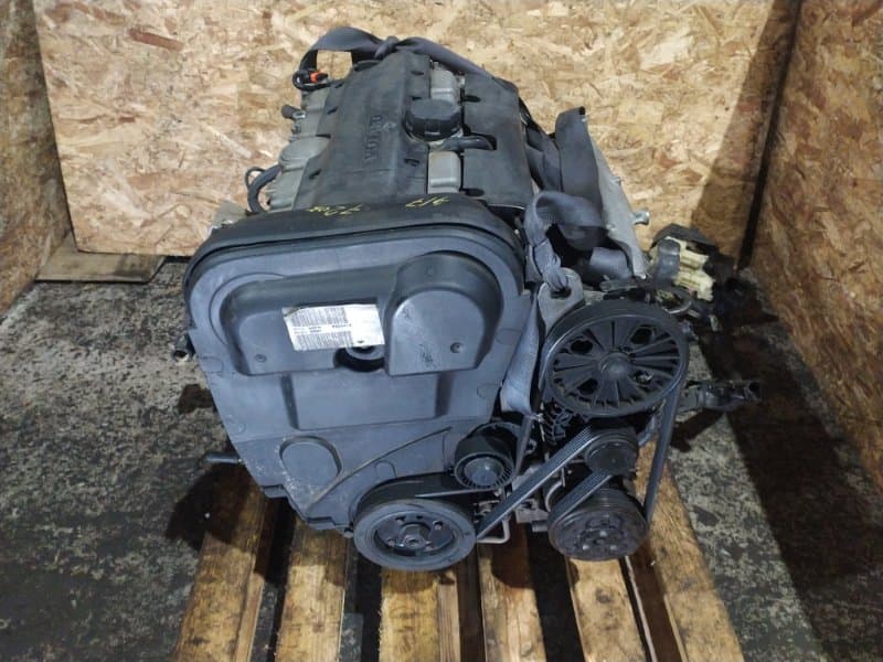 Двигатель B5254T VOLVO S60 RS B5254T2 2003 (б/у)