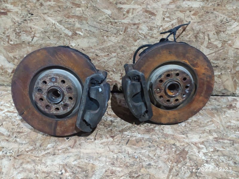 КОМПЛЕКТ СУППОРТОВ 340MM Volkswagen Passat CC 358 BWS 2011 перед. (б/у)
