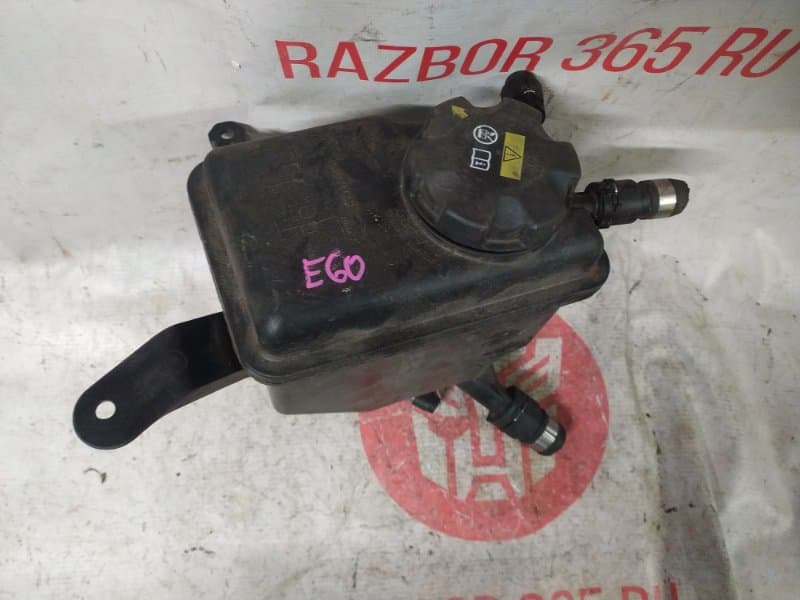 Бачок расширительный BMW 5 E60 M54B30 2004 (б/у)