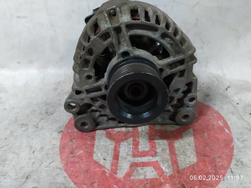 Генератор 110A Volkswagen Polo 6R1 CGG 2012 (б/у)