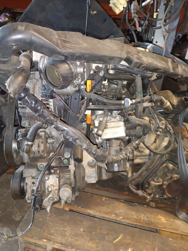 Двигатель AMB Audi A4 8E2 AMB 2003 (б/у)
