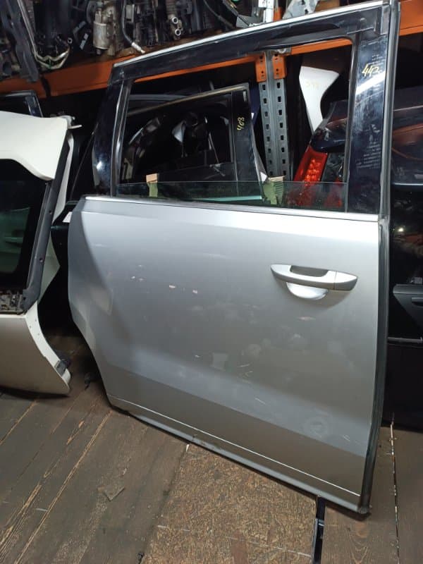 Дверь Volkswagen Sharan 7N1 CAV 2012 задн. прав. (б/у)
