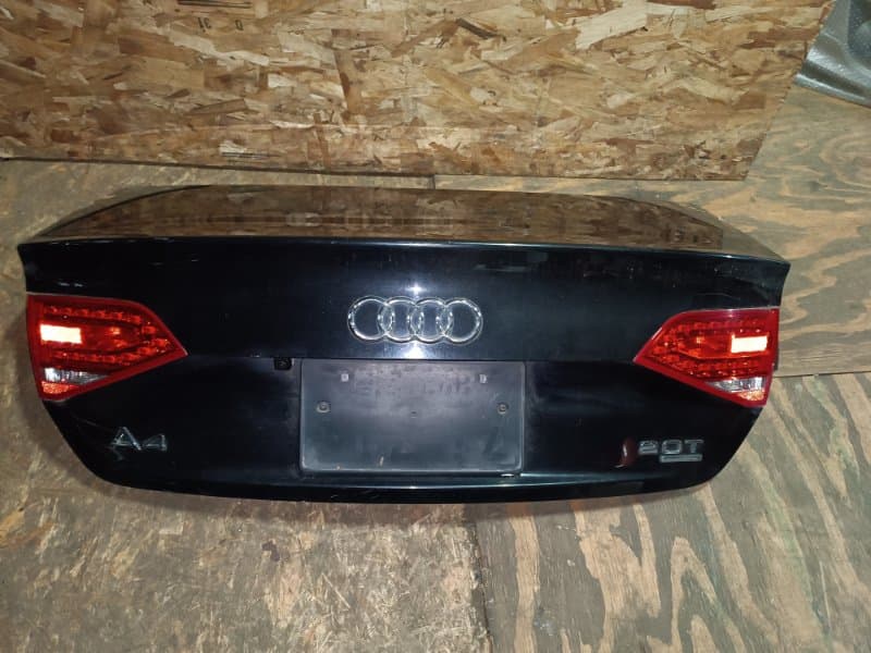 Крышка багажника Audi A4 8K2 CDN 2010 (б/у)