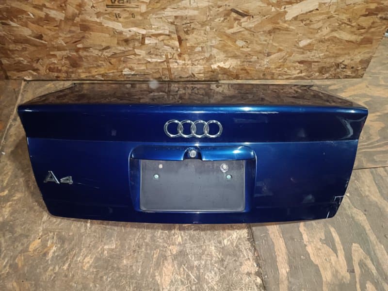 Крышка багажника Audi A4 8D2 APT 1.8 2000 (б/у)