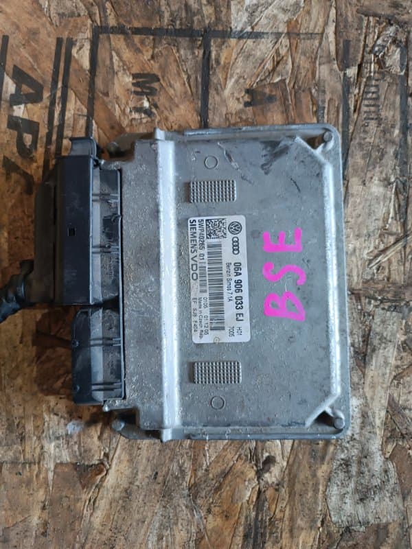 Блок управления ДВС Audi A3 8P1 BSE 2006 (б/у)