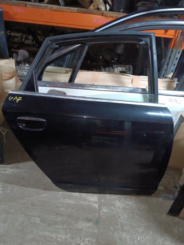 Дверь Audi A6 4F2 BDX 2008 задн. прав. (б/у)