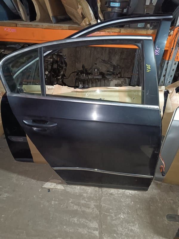 Дверь Volkswagen Passat 3C2 BVY 2008 задн. прав. (б/у)
