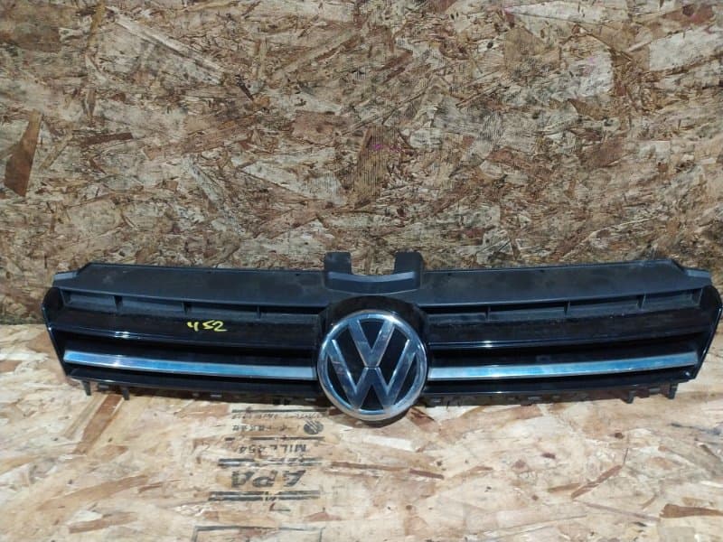 Решетка радиатора Volkswagen Golf 5G1 CJZ 2014 (б/у)