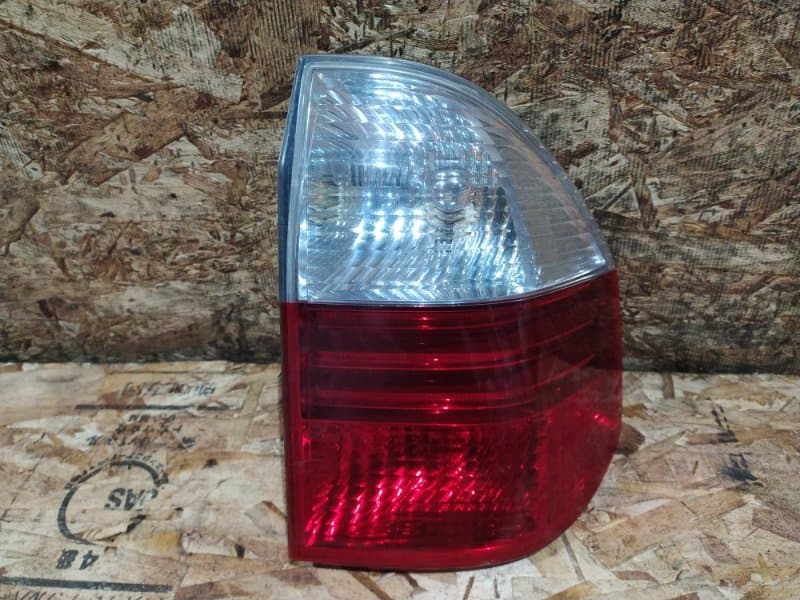 Фонарь BMW X3 E83 N52B25AF 2008 задн. прав. (б/у)