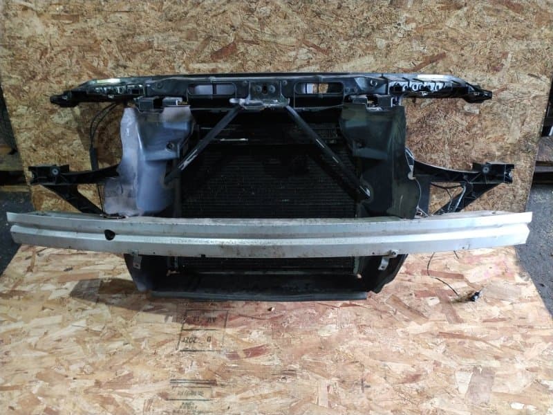 Панель передняя в сборе BMW X3 E83 N52B25AF 2008 (б/у)