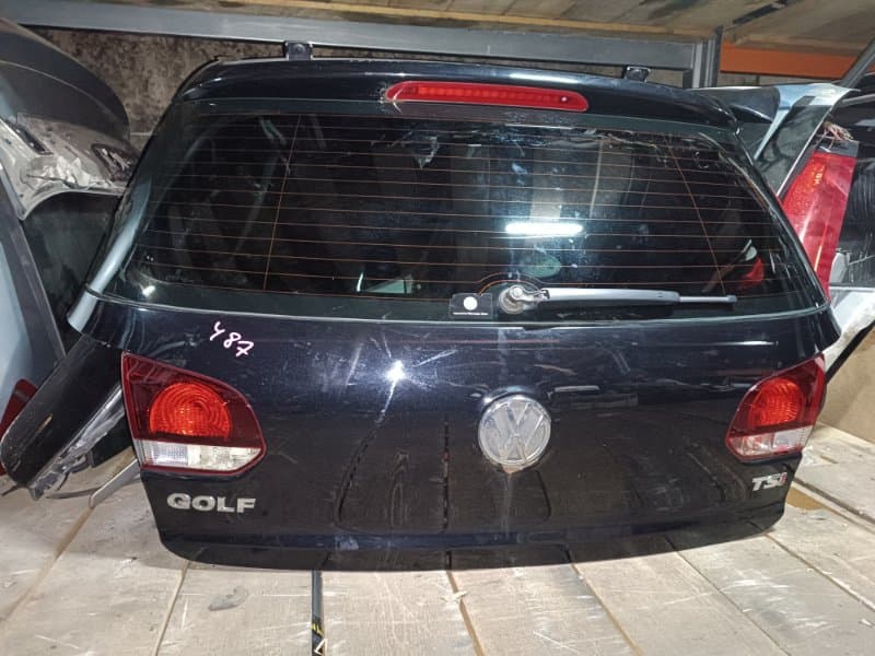 Крышка багажника Volkswagen Golf 5K1 CAXA 2012 (б/у)