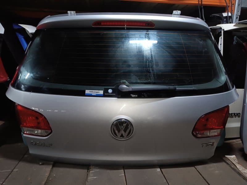 Крышка багажника Volkswagen Golf 5K1 CAX 2010 (б/у)